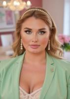 697933315: Chica busca chico en Barcelona