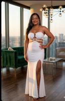 677655812: Chica busca chico en Barcelona