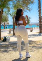 670339991: Chica busca chico en Barcelona