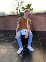 667795050: Chico busca chica en Cádiz