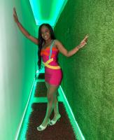 634832178: Chica busca chico en Sevilla