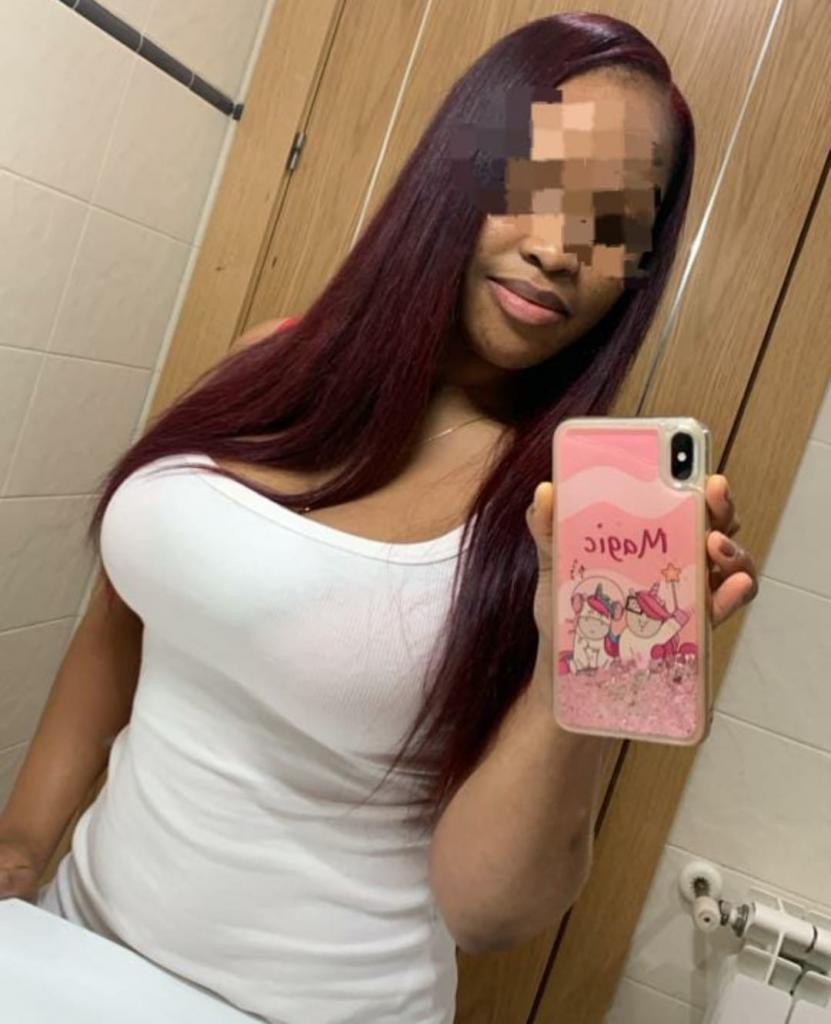 Chica busca chico en Gerona: 