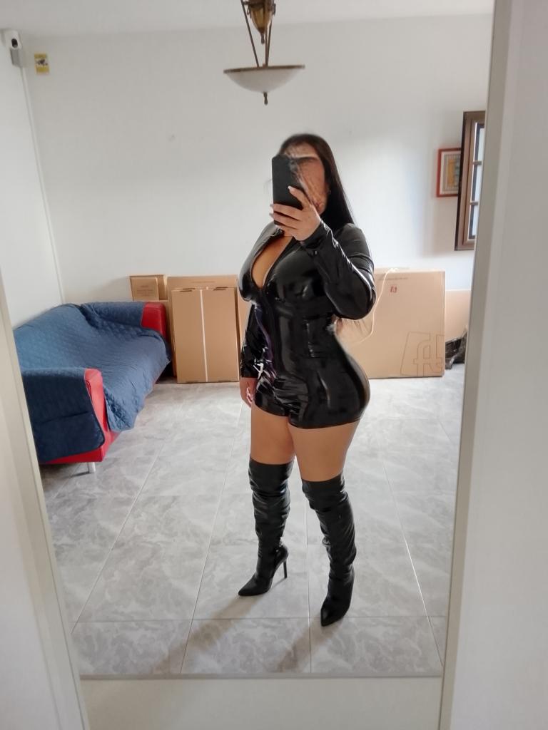 Chica busca chico en Pontevedra: 