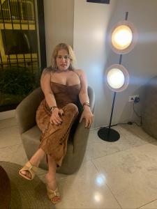 Chica busca chico en Sevilla: 