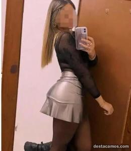 Chica busca chico en Barcelona: 