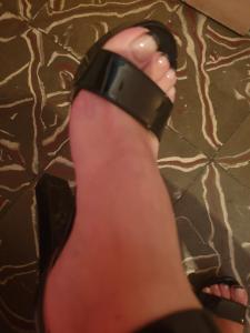 643785090: Chica busca chico en Valencia