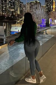 604177312: Chica busca chico en Lugo