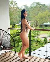 672886635: Chica busca chico en Navarra