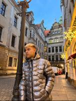 633602730: Chico busca chica en Madrid