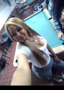 Chica busca chico en Granada: 