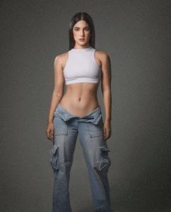 617815949: Chica busca chico en Málaga