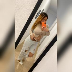 641415783: Chica busca chico en Valencia