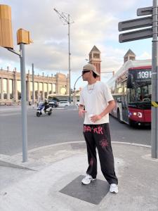 611860338: Chico busca chica en Alicante