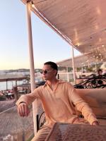 611860338: Chico busca chica en Alicante