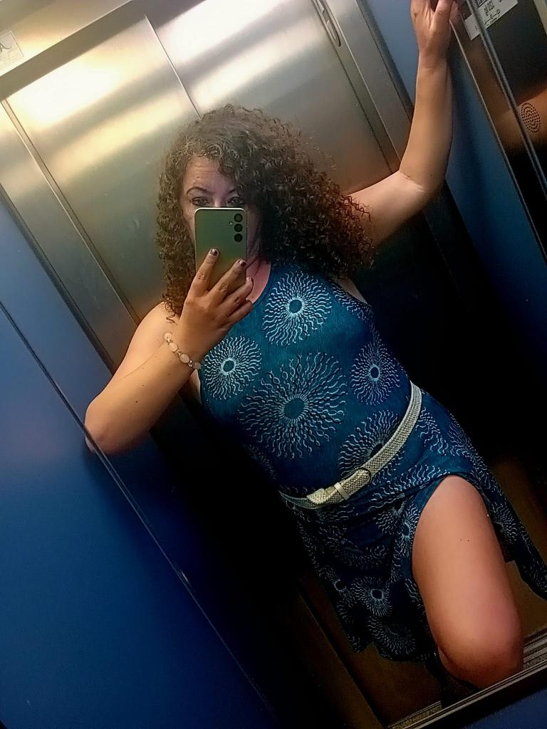 614418592: Chica busca chico en León