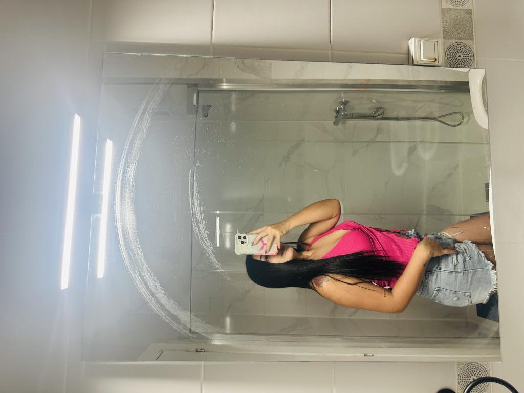 614977121: Chica busca chico en Valencia