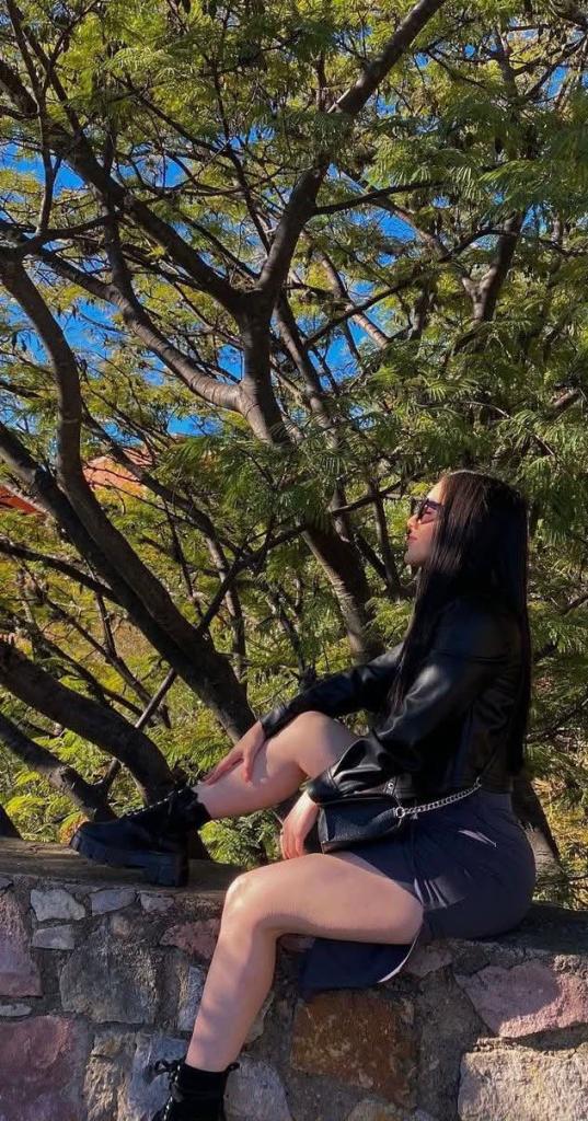 Chica busca chico en Huesca: 