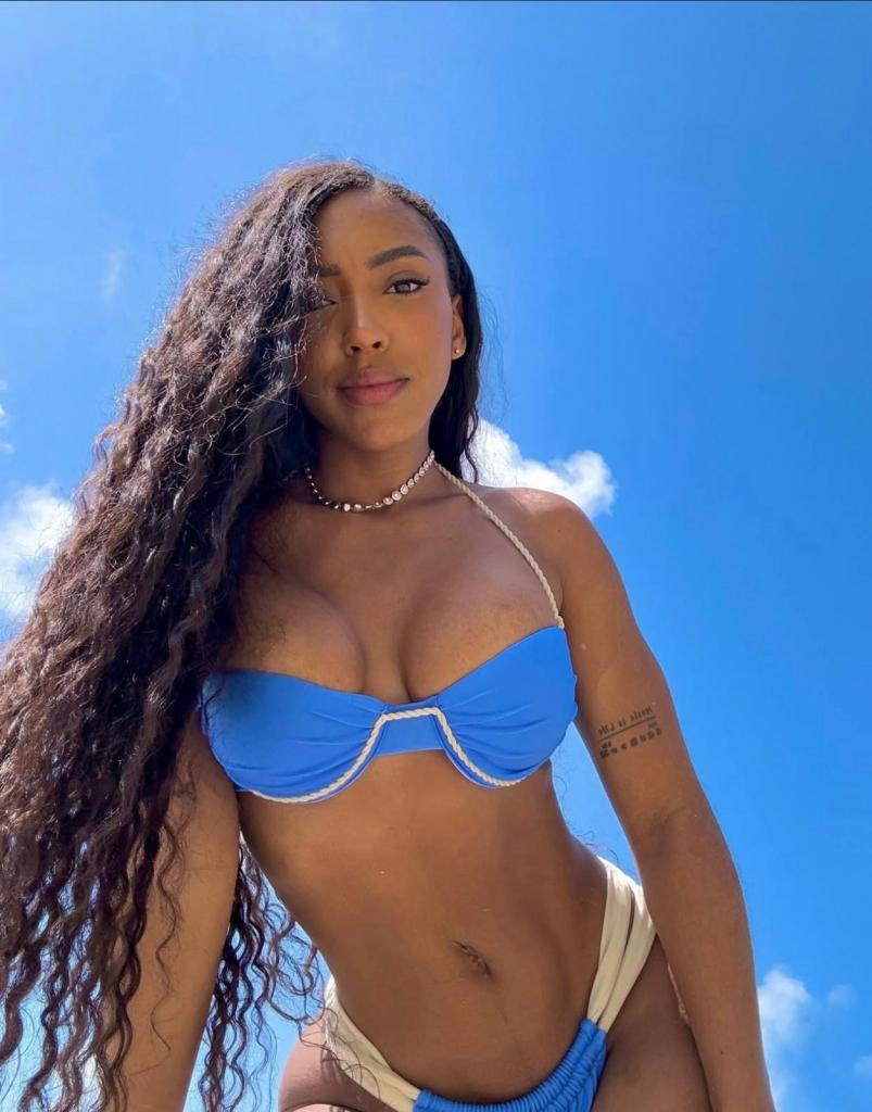 Chica busca chico en Ibiza: Chica busca chico