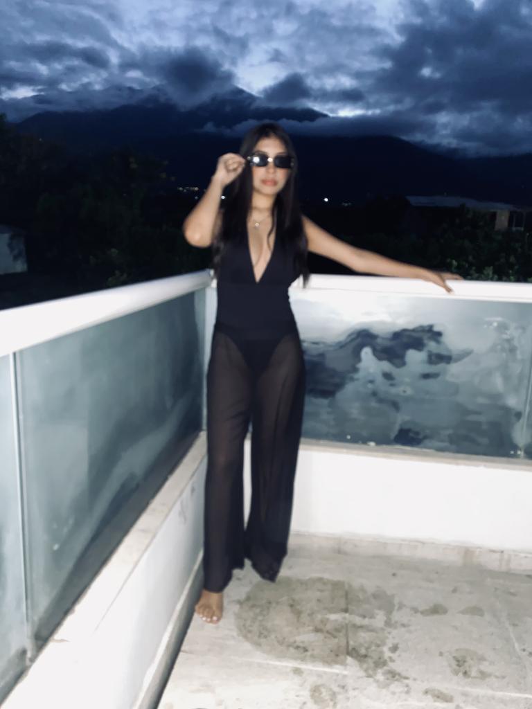 647162929: Chica busca chico en Málaga