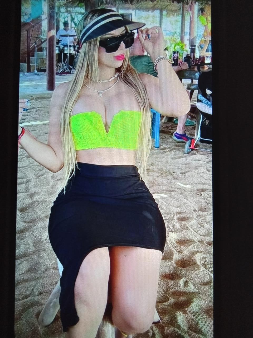 Chica busca chico en Ibiza: 