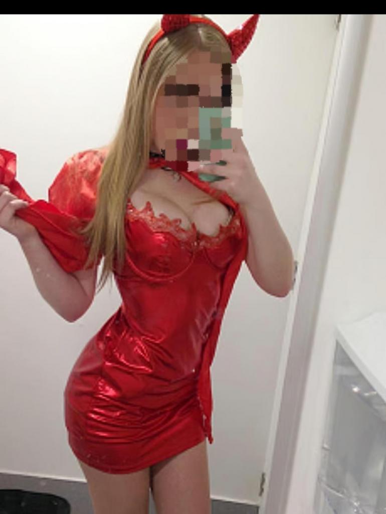 Chica busca chico en Cádiz: 