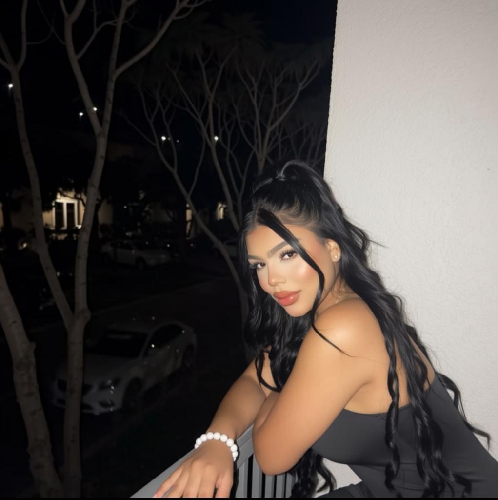 642744397: Chica busca chico en Valencia