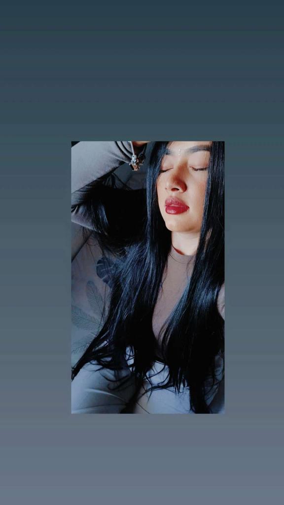 666414492: Chica busca chico en Gerona