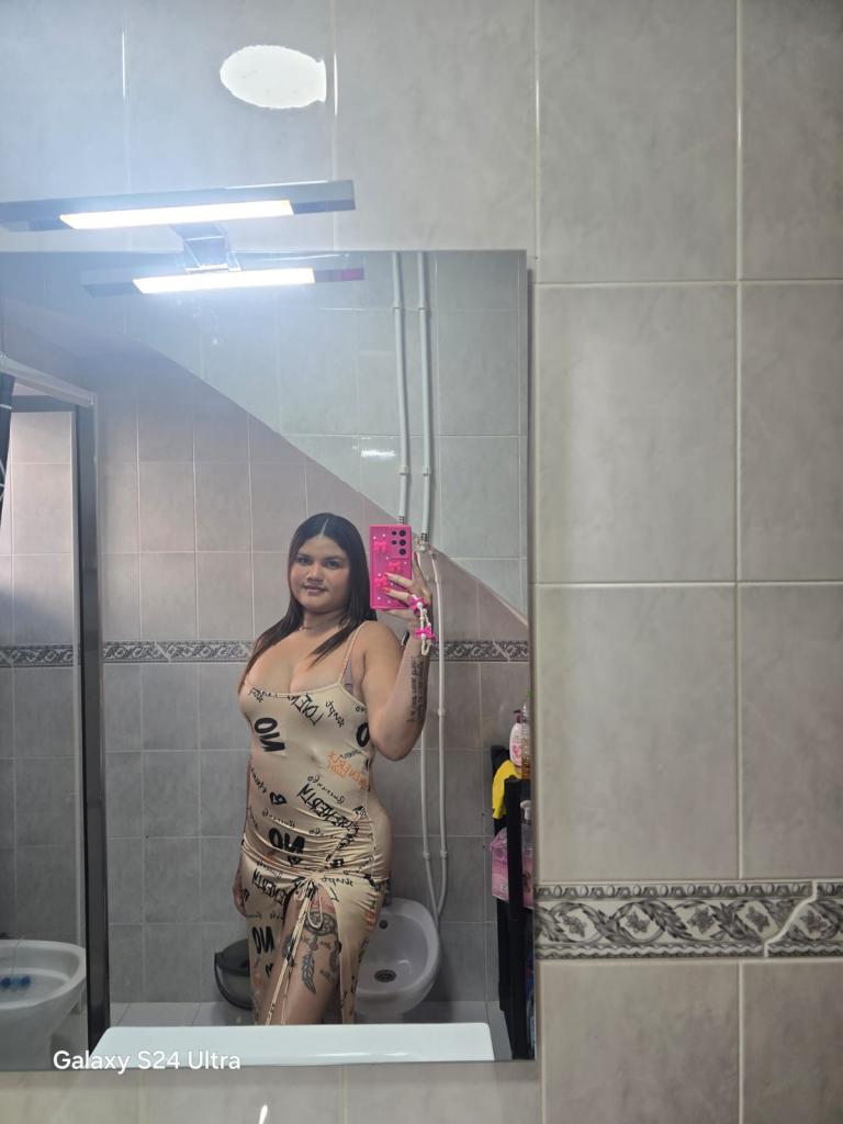 Chica busca chico en Sevilla: 