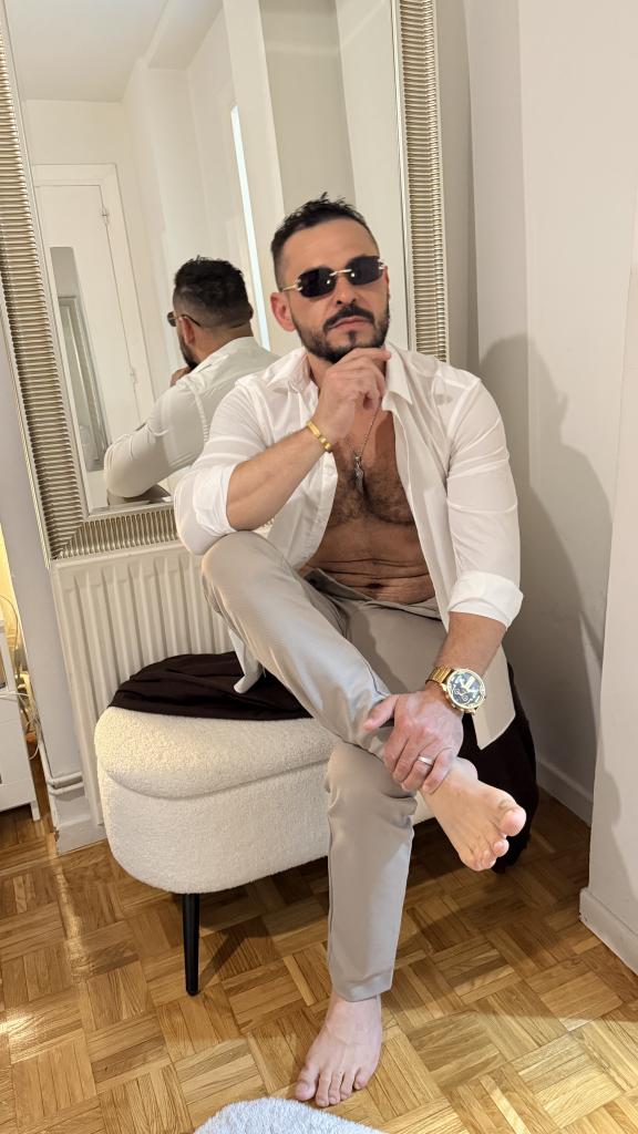 613747407: Chico busca chica en Madrid