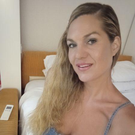 Chica busca chico en Tenerife: 