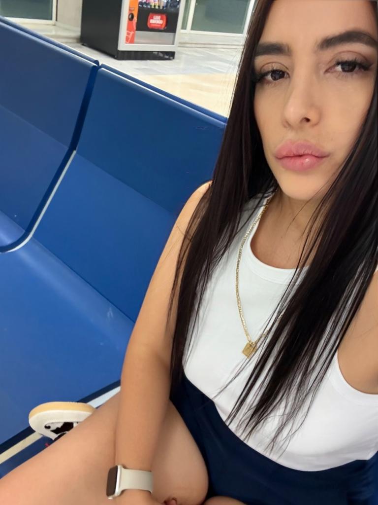 Chica busca chico en Tenerife: 