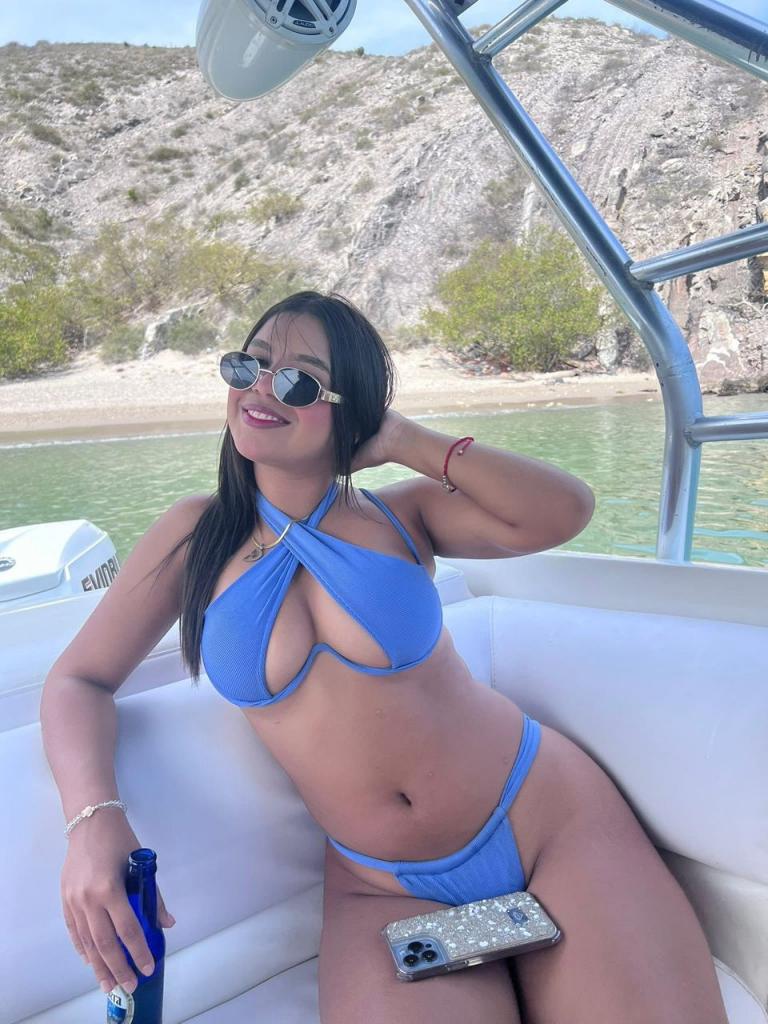 Chica busca chico en Almería: 