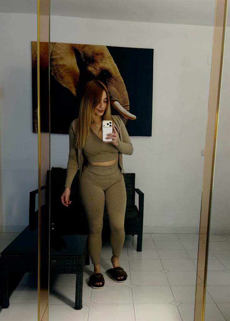 743009792: Chica busca chico en Castellón