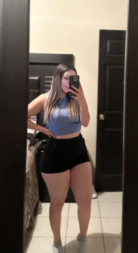 Chica busca chico en Almería: 
