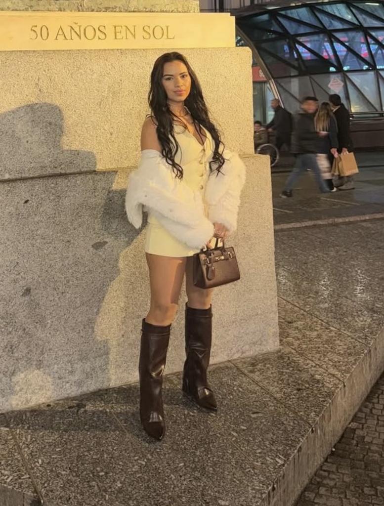 631091228: Chica busca chico en Cádiz