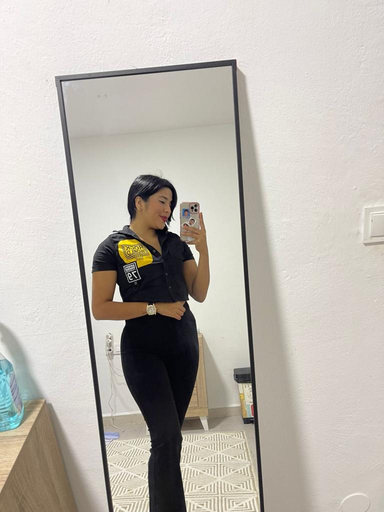 604203984: Chica busca chico en Ibiza