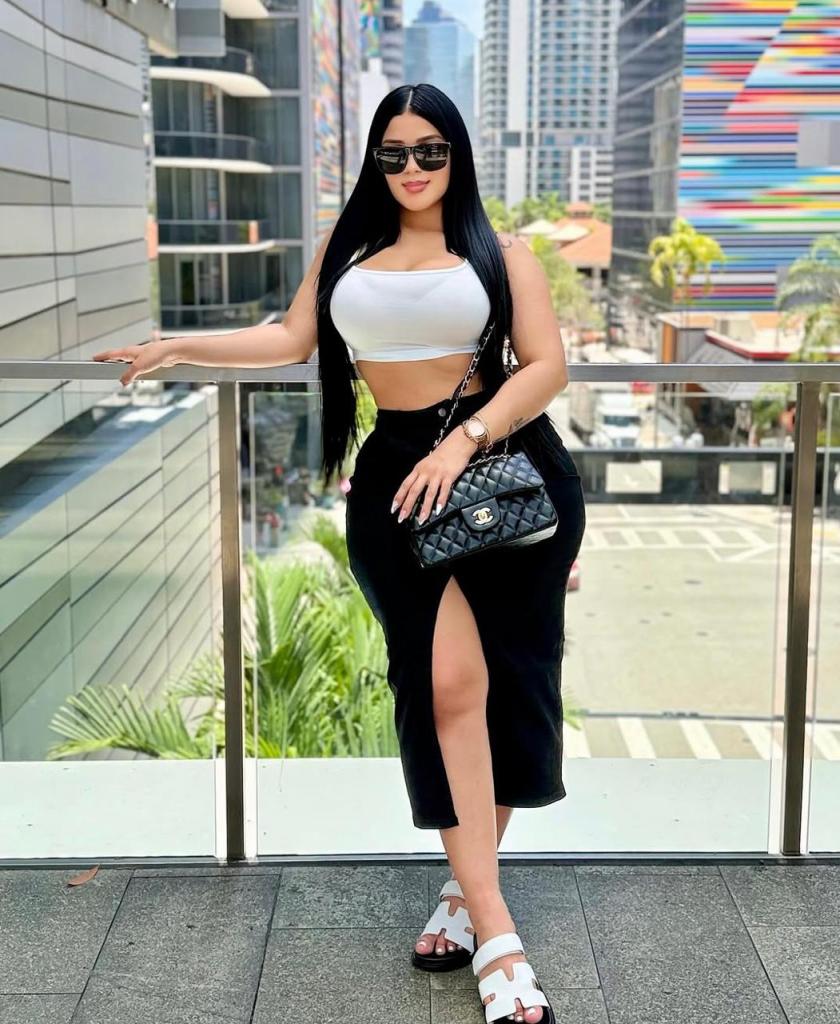 604520586: Chica busca chico en Granada