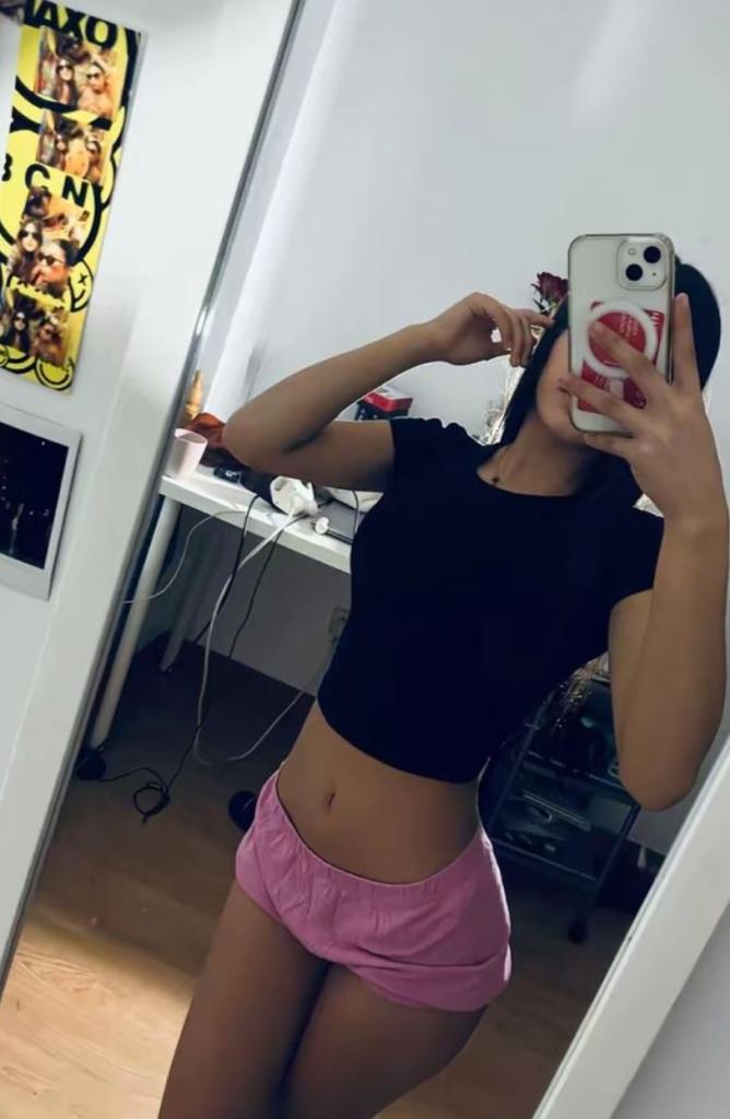 Chica busca chico en Granada: 