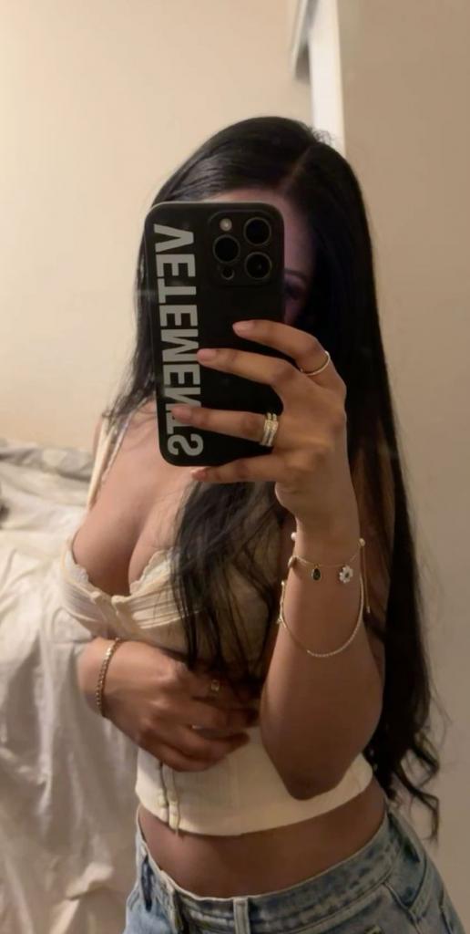 Chica busca chico en Granada: 
