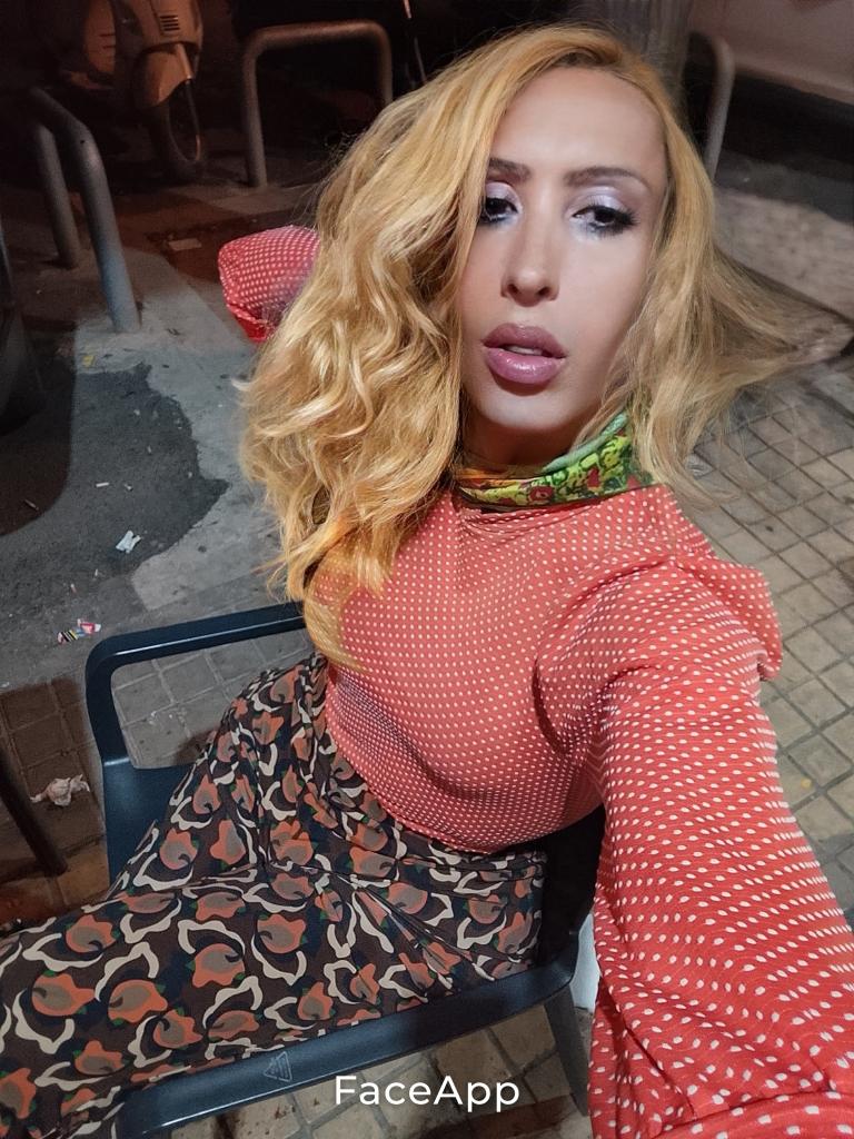 Chica busca chico en Valencia: 
