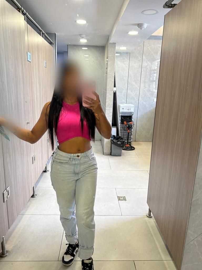 Chica busca chico en Alicante: 