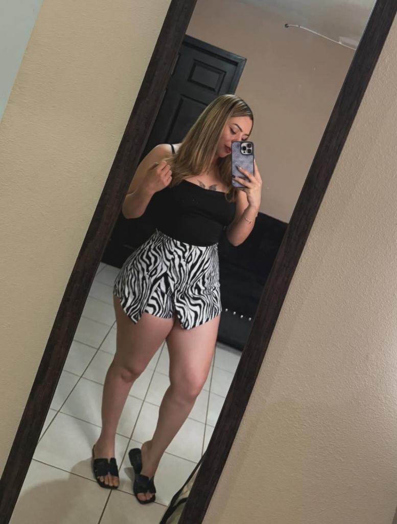 Chica busca chico en Almería: 