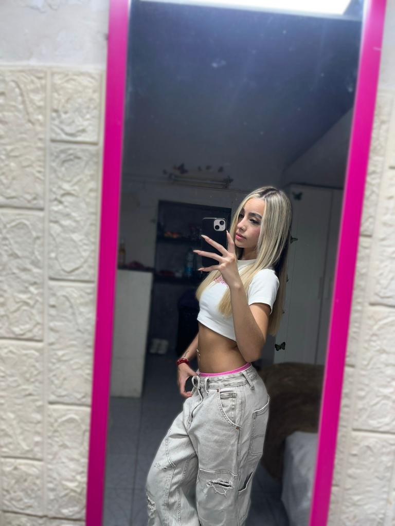 664118024: Chica busca chico en Guipúzcoa