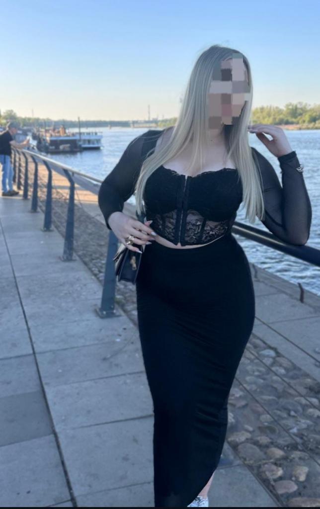 611257110: Chica busca chico en León