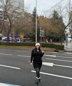 637946082: Chica busca chico en Madrid