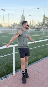 613747407: Chico busca chica en Madrid