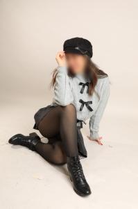 661077608: Chica busca chico en Granada