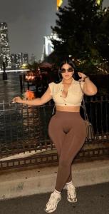 604520586: Chica busca chico en Granada