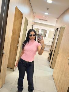 611856874: Chica busca chico en Barcelona