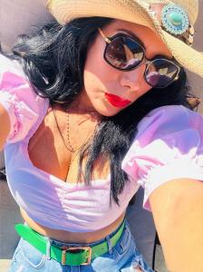 613947813: Chica busca chico en Valencia